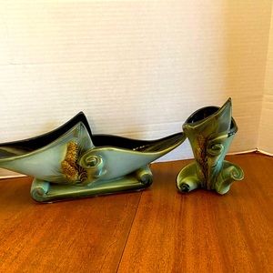 Hull Small Green Vase and Medium Planter Green